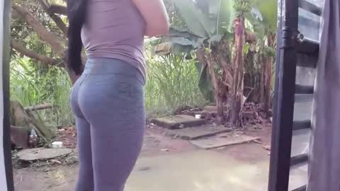 venus ... zeus sheer  online show from 02-17-26, 12:45