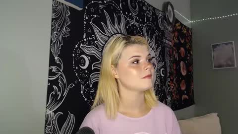 Miss Venus online show from 09-11-25, 01:06