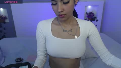 Snapshot of venusevans1 chatting on 01-23-25, 08:35 Venus Evans online show from 01-23-25, 08:35