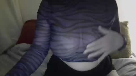 Snapshot of venusica90 chatting on 03-10-25, 11:38 venusica90 online show from 03-10-25, 11:38