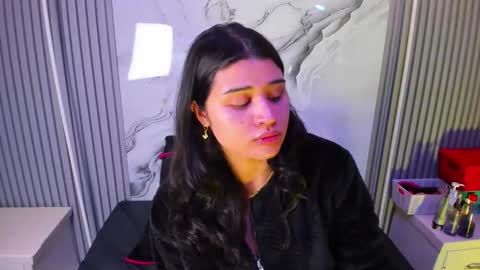 Venusowen  online show from 04-03-26, 12:25