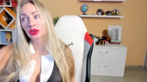 Violetta  online show from 03-07-25, 03:19