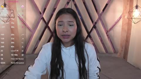 Domelipa  online show from 12-31-24, 02:47