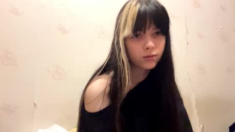 Snapshot of veradaisy chatting on 02-11-26, 06:24 Veronika online show from 02-11-26, 06:24