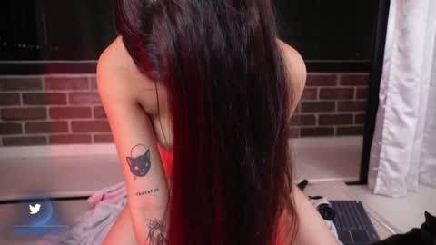 vero_cam online show from 02-08-25, 06:12