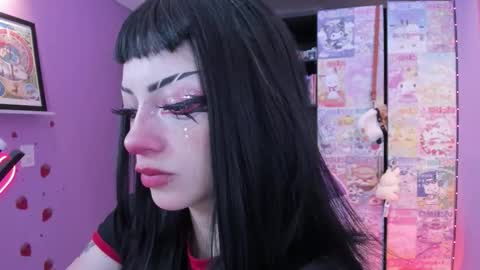     online show from 11-28-25, 11:40