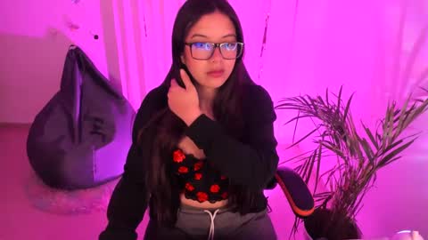 Snapshot of verolake chatting on 02-23-25, 11:11 Verolake online show from 02-23-25, 11:11