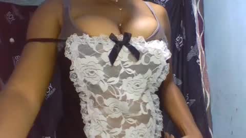 verolla31 online show from 12-18-24, 01:48