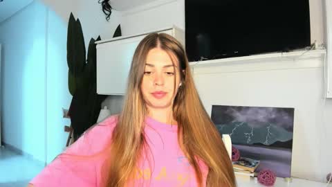 Lolitalolz online show from 11-19-25, 07:03