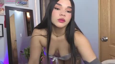 veronica_118 online show from 12-04-25, 02:32