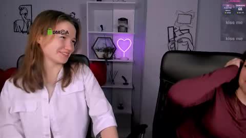 Snapshot of veronica_bubble chatting on 01-17-26, 08:23 Ronni online show from 01-17-26, 08:23