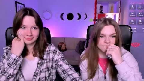 Snapshot of veronica_bubble chatting on 02-27-26, 08:31 Ronni online show from 02-27-26, 08:31