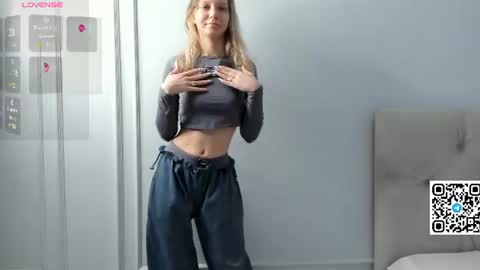 Anny online show from 07-20-26, 12:07