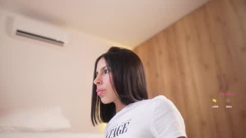 Veronica online show from 01-18-26, 03:49