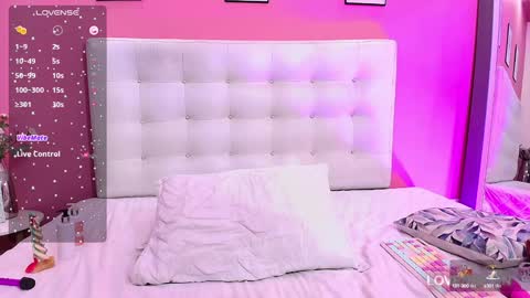 Veronica online show from 12-24-24, 06:22