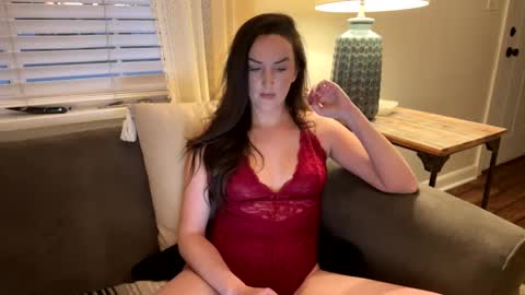 Snapshot of veronica_vaughn__ chatting on 12-19-24, 10:42 Veronica Vaughn online show from 12-19-24, 10:42