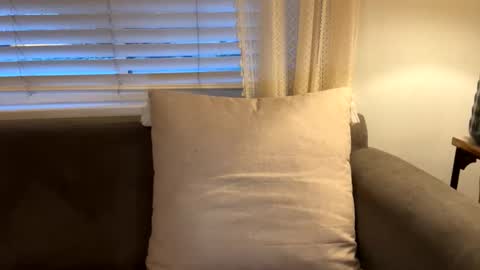 Snapshot of veronica_vaughn__ chatting on 12-23-24, 10:23 Veronica Vaughn online show from 12-23-24, 10:23