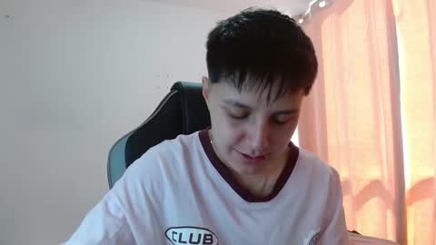 Snapshot of veronicaelite16 chatting on 10-18-25, 06:30 Veronica Clark online show from 10-18-25, 06:30