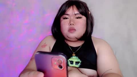 Snapshot of veronicakisses chatting on 10-12-25, 01:04 MS. VERONICA 22 I love Aza 3 online show from 10-12-25, 01:04