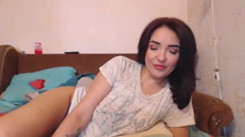 Snapshot of veronicalalux chatting on 09-25-25, 09:35 VeronicaLaLux online show from 09-25-25, 09:35