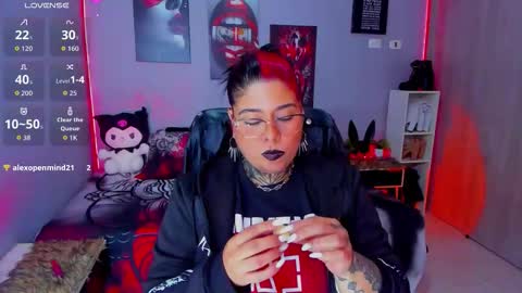 Miss Veronika online show from 10-20-25, 07:58