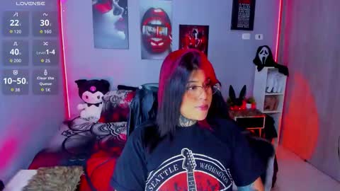 Miss Veronika online show from 10-24-25, 05:59