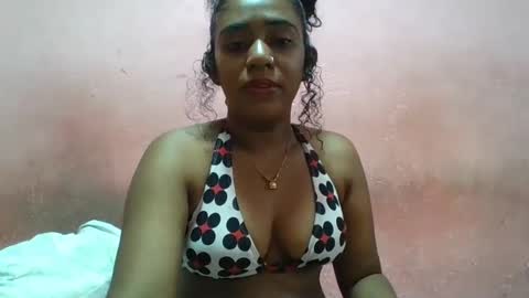 verronique1511 online show from 02-08-25, 12:28