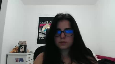 Snapshot of veruca99 chatting on 11-01-25, 02:13 veruca99 online show from 11-01-25, 02:13