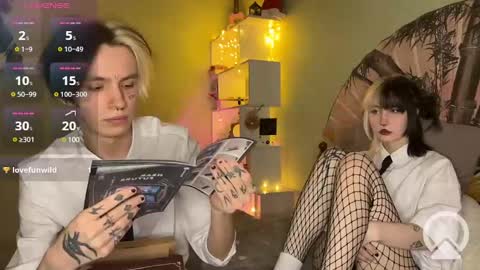 veryraretwins online show from 01-06-25, 07:13