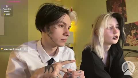 veryraretwins online show from 02-10-25, 11:02