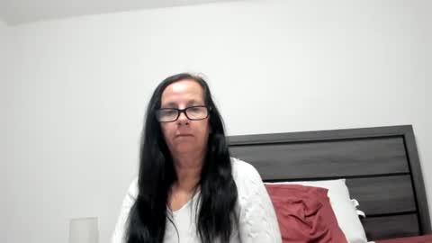 verysassypeachgoddess online show from 11-24-25, 12:05