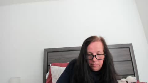 verysassypeachgoddess online show from 12-20-25, 04:03