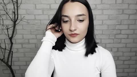 Ana online show from 02-18-25, 11:55