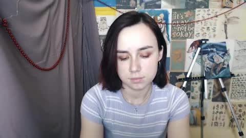 veryveryvery_shy online show from 01-04-25, 09:54