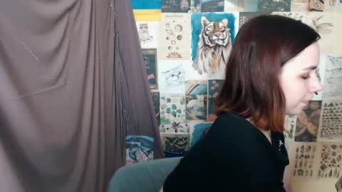 veryveryvery_shy online show from 01-31-25, 07:07