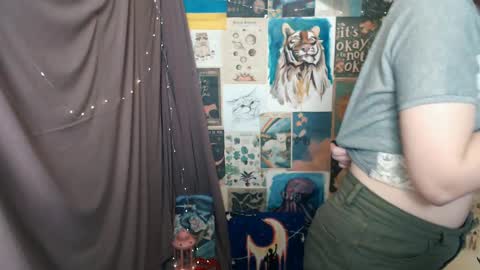 veryveryvery_shy online show from 02-02-25, 12:35