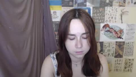 veryveryvery_shy online show from 11-25-25, 12:05