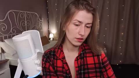 Celeste online show from 11-09-25, 08:45