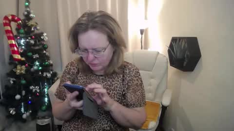 vestawoody online show from 12-22-25, 07:27