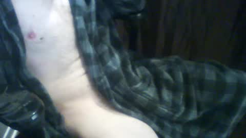 Snapshot of vexnew chatting on 02-20-25, 11:43 Vexnew online show from 02-20-25, 11:43