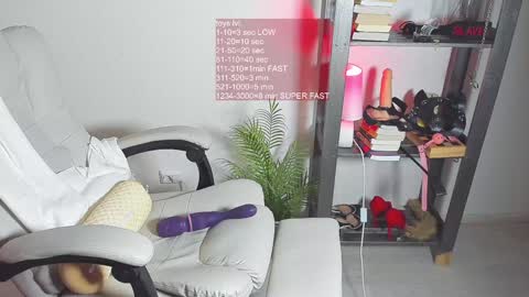 Snapshot of vi_vikkk chatting on 01-18-25, 03:16 VIKA online show from 01-18-25, 03:16