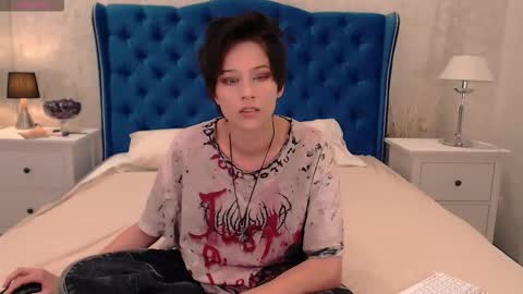 Via online show from 10-05-25, 01:31