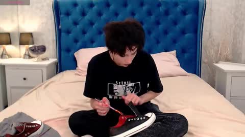 Via online show from 10-25-25, 08:55