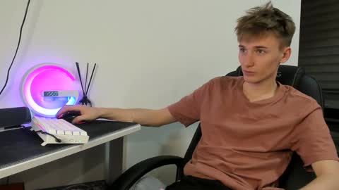 vibemygirl online show from 12-04-24, 12:47