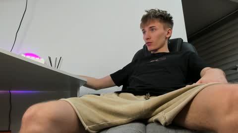 vibemygirl online show from 12-13-24, 12:28