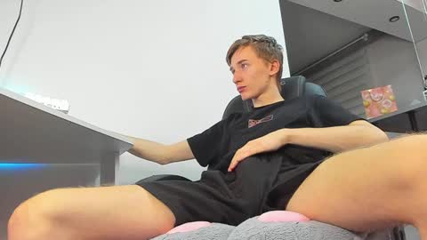 vibemygirl online show from 02-04-25, 01:27