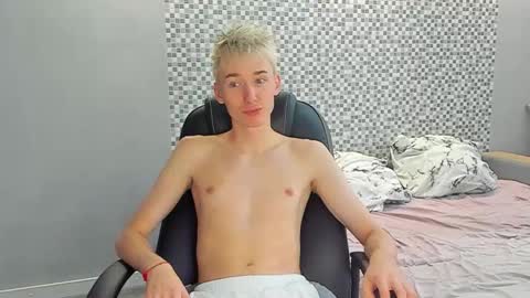 vibemygirl online show from 09-10-25, 08:58