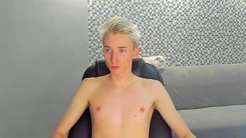 vibemygirl online show from 09-13-25, 11:32