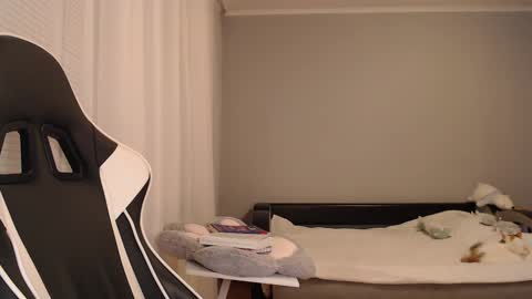 Snapshot of vibezgirl chatting on 12-02-24, 08:11 Amelia online show from 12-02-24, 08:11