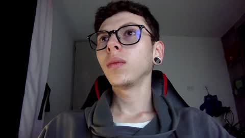 Vicent Brais online show from 12-20-24, 06:08